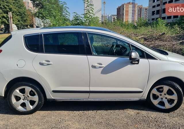 Белый Пежо 3008, объемом двигателя 1.56 л и пробегом 241 тыс. км за 7600 $, фото 4 на Automoto.ua