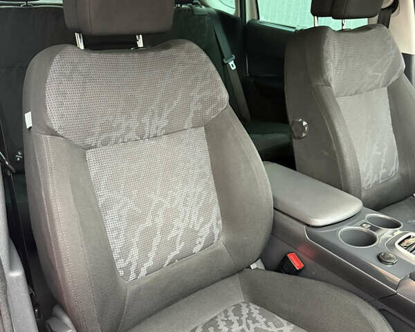 Белый Пежо 3008, объемом двигателя 1.56 л и пробегом 260 тыс. км за 8500 $, фото 32 на Automoto.ua