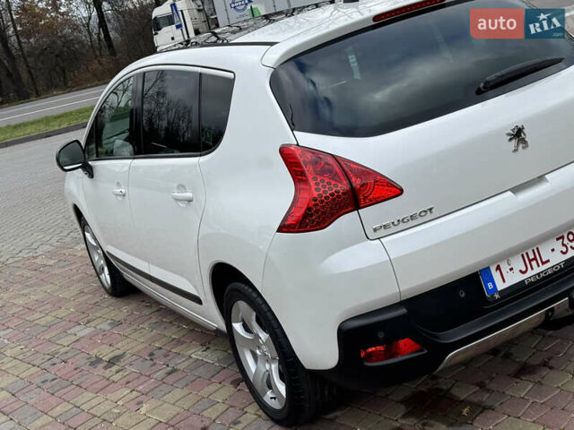Белый Пежо 3008, объемом двигателя 1.6 л и пробегом 181 тыс. км за 8650 $, фото 11 на Automoto.ua
