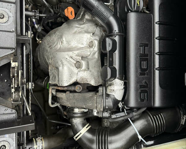 Белый Пежо 3008, объемом двигателя 1.56 л и пробегом 260 тыс. км за 8500 $, фото 9 на Automoto.ua