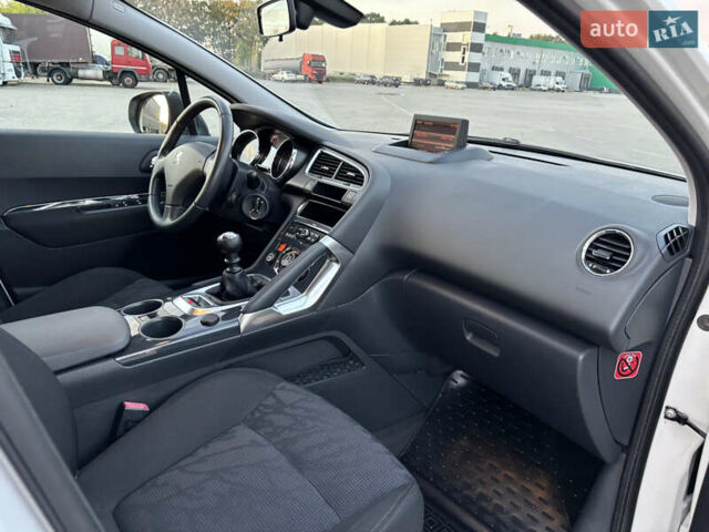 Пежо 3008 2010 в Черкассах на Automoto.ua Белый Пежо 3008, объемом двигателя 1.6 л и пробегом 169 тыс. км за 7950 $, фото 11 на Automoto.ua