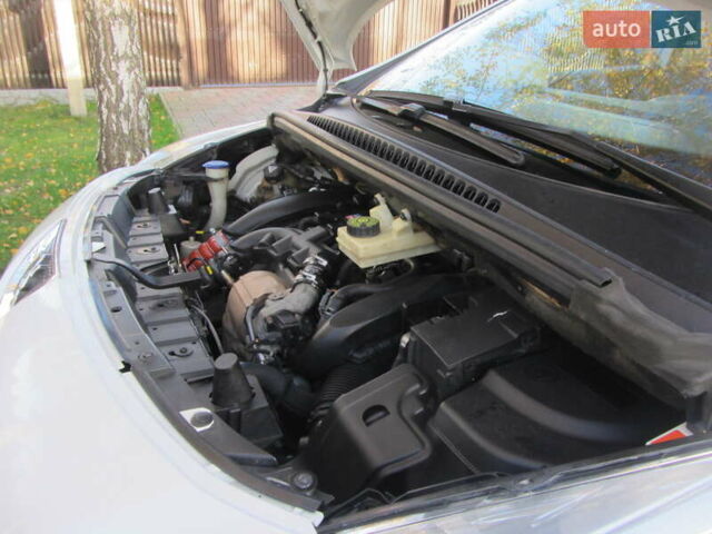 Белый Пежо 3008, объемом двигателя 1.6 л и пробегом 227 тыс. км за 8900 $, фото 24 на Automoto.ua