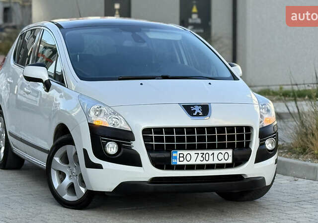 Белый Пежо 3008, объемом двигателя 2 л и пробегом 213 тыс. км за 8950 $, фото 11 на Automoto.ua