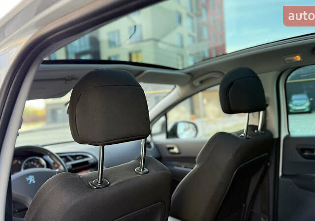 Белый Пежо 3008, объемом двигателя 2 л и пробегом 213 тыс. км за 8950 $, фото 35 на Automoto.ua