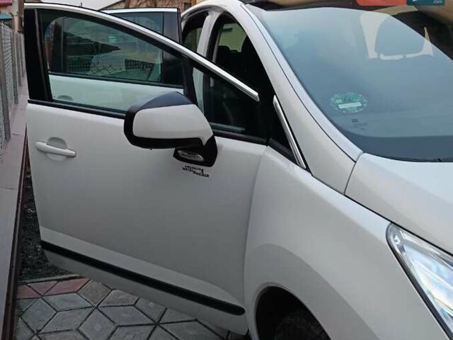 Білий Пежо 3008, об'ємом двигуна 2 л та пробігом 196 тис. км за 8350 $, фото 2 на Automoto.ua