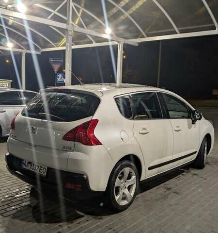 Білий Пежо 3008, об'ємом двигуна 2 л та пробігом 271 тис. км за 10300 $, фото 6 на Automoto.ua