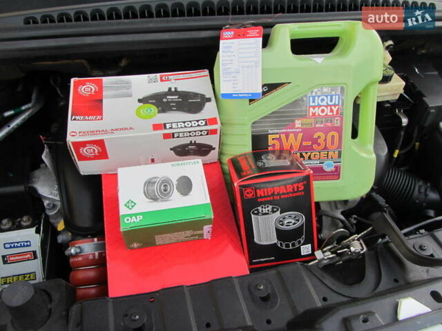 Белый Пежо 3008, объемом двигателя 1.6 л и пробегом 227 тыс. км за 8900 $, фото 8 на Automoto.ua