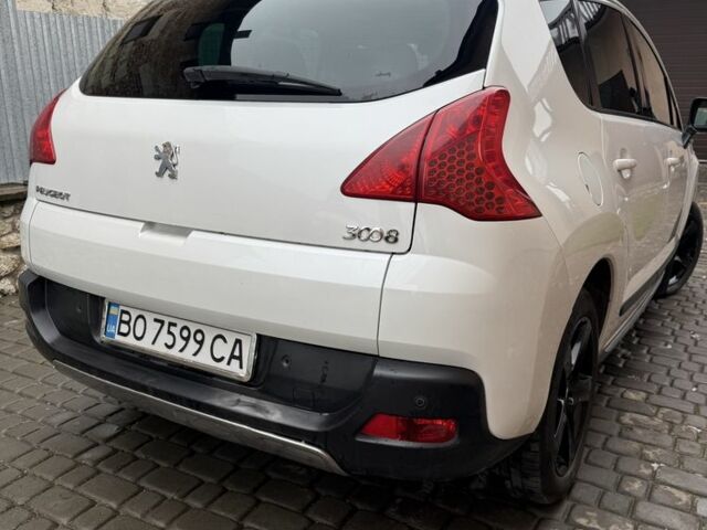 Белый Пежо 3008, объемом двигателя 1.6 л и пробегом 260 тыс. км за 8500 $, фото 2 на Automoto.ua