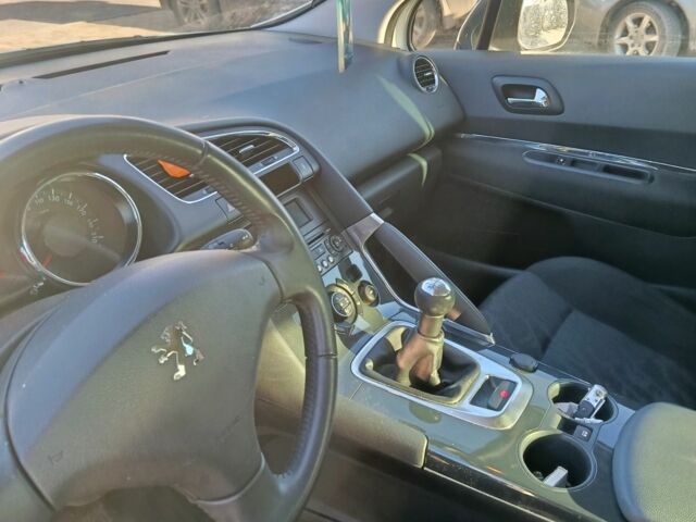 Белый Пежо 3008, объемом двигателя 1.6 л и пробегом 125 тыс. км за 8500 $, фото 4 на Automoto.ua