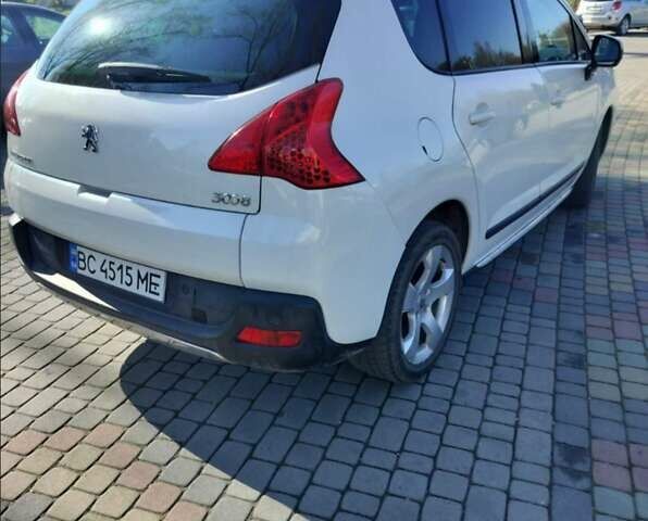 Білий Пежо 3008, об'ємом двигуна 1.56 л та пробігом 240 тис. км за 8200 $, фото 11 на Automoto.ua