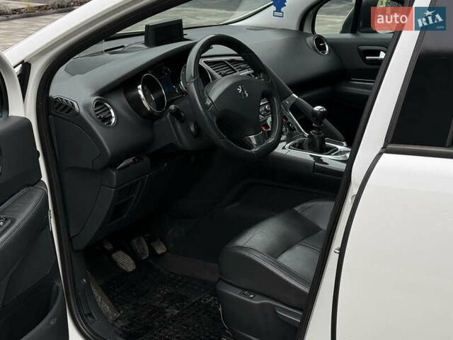 Білий Пежо 3008, об'ємом двигуна 1.6 л та пробігом 230 тис. км за 6900 $, фото 28 на Automoto.ua