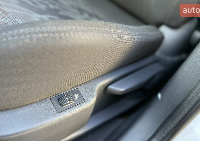 Белый Пежо 3008, объемом двигателя 2 л и пробегом 213 тыс. км за 8950 $, фото 47 на Automoto.ua