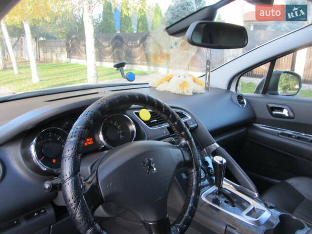 Белый Пежо 3008, объемом двигателя 1.6 л и пробегом 227 тыс. км за 8900 $, фото 18 на Automoto.ua