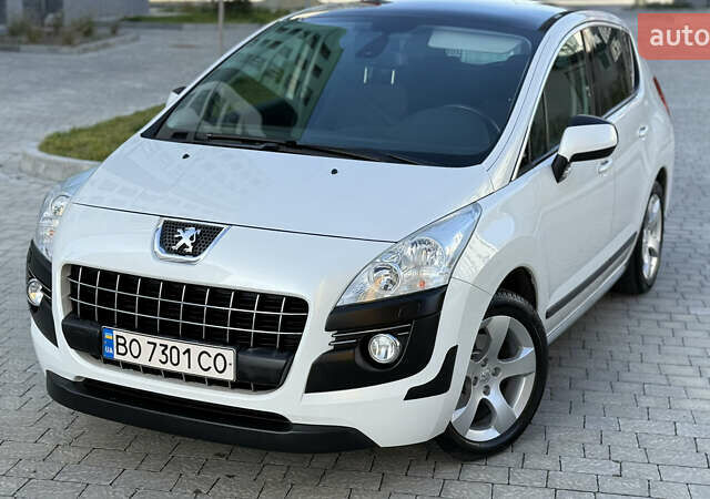 Белый Пежо 3008, объемом двигателя 2 л и пробегом 213 тыс. км за 8950 $, фото 2 на Automoto.ua