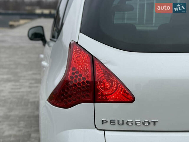 Білий Пежо 3008, об'ємом двигуна 1.6 л та пробігом 230 тис. км за 6900 $, фото 25 на Automoto.ua