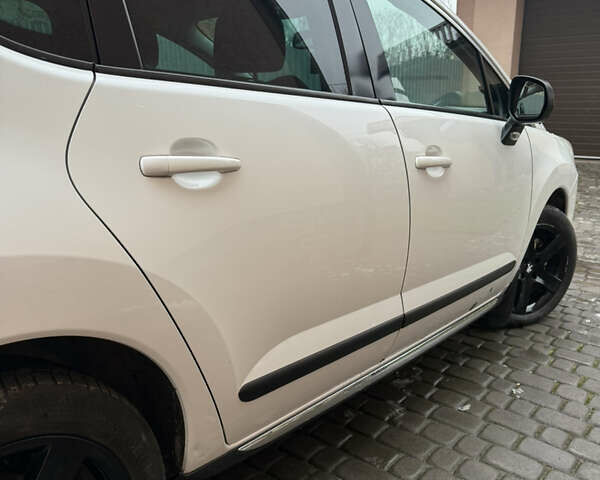 Белый Пежо 3008, объемом двигателя 1.56 л и пробегом 260 тыс. км за 8500 $, фото 7 на Automoto.ua