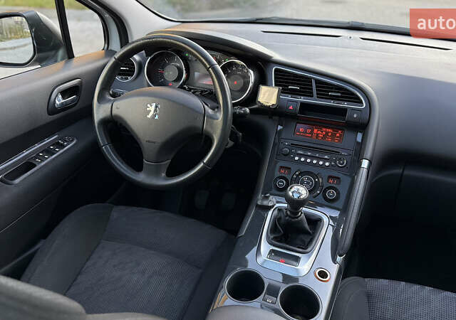 Белый Пежо 3008, объемом двигателя 2 л и пробегом 213 тыс. км за 8950 $, фото 42 на Automoto.ua