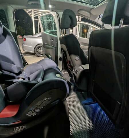 Білий Пежо 3008, об'ємом двигуна 2 л та пробігом 271 тис. км за 10300 $, фото 5 на Automoto.ua