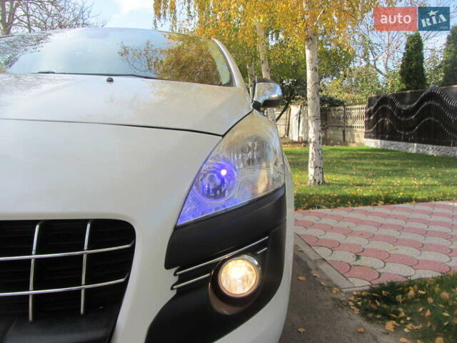 Белый Пежо 3008, объемом двигателя 1.6 л и пробегом 227 тыс. км за 8900 $, фото 77 на Automoto.ua