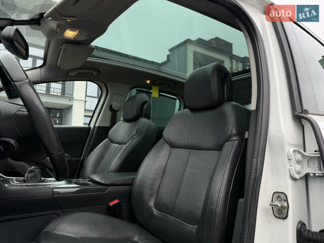 Білий Пежо 3008, об'ємом двигуна 1.6 л та пробігом 230 тис. км за 6900 $, фото 33 на Automoto.ua