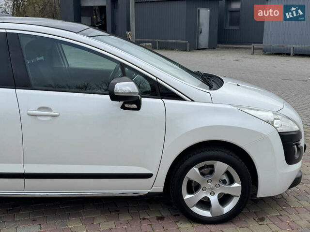 Белый Пежо 3008, объемом двигателя 1.6 л и пробегом 181 тыс. км за 8650 $, фото 15 на Automoto.ua