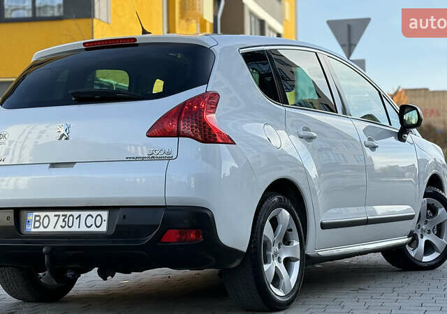 Белый Пежо 3008, объемом двигателя 2 л и пробегом 213 тыс. км за 8950 $, фото 18 на Automoto.ua