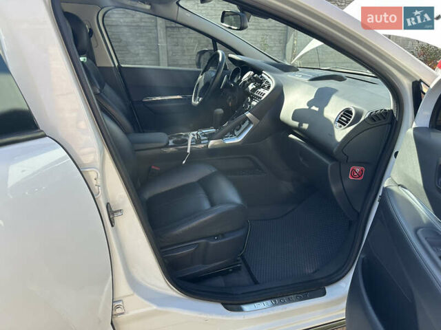 Белый Пежо 3008, объемом двигателя 1.56 л и пробегом 223 тыс. км за 9400 $, фото 12 на Automoto.ua