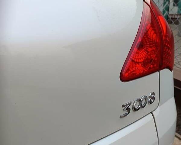 Білий Пежо 3008, об'ємом двигуна 2 л та пробігом 196 тис. км за 8350 $, фото 22 на Automoto.ua