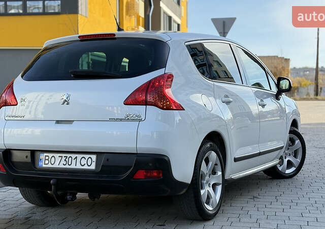 Белый Пежо 3008, объемом двигателя 2 л и пробегом 213 тыс. км за 8950 $, фото 20 на Automoto.ua