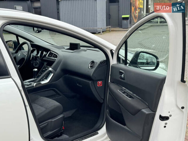 Білий Пежо 3008, об'ємом двигуна 1.6 л та пробігом 181 тис. км за 8650 $, фото 39 на Automoto.ua