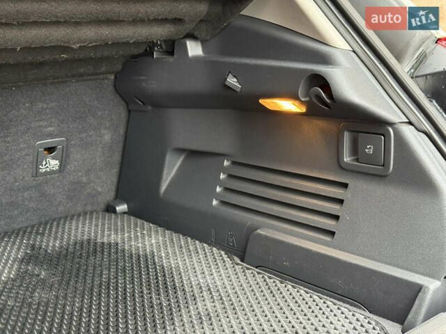 Белый Пежо 3008, объемом двигателя 1.56 л и пробегом 260 тыс. км за 8500 $, фото 13 на Automoto.ua