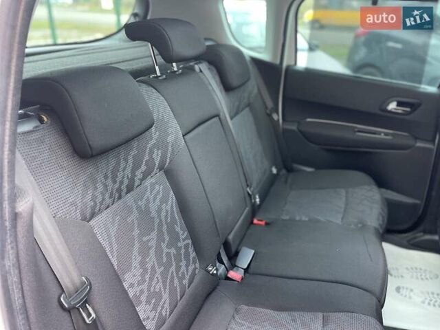 Пежо 3008 2011 в Сумах на Automoto.ua Белый Пежо 3008, объемом двигателя 1.6 л и пробегом 217 тыс. км за 10000 $, фото 55 на Automoto.ua