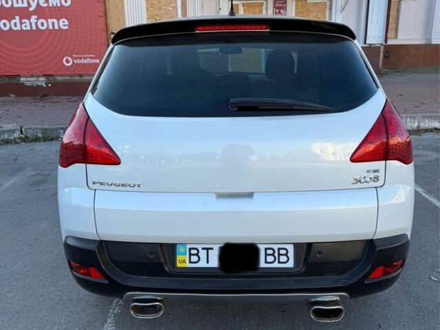 Белый Пежо 3008, объемом двигателя 1.6 л и пробегом 198 тыс. км за 9000 $, фото 3 на Automoto.ua