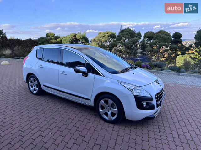 Пежо 3008 2011 в Черновцах на Automoto.ua Белый Пежо 3008, объемом двигателя 2 л и пробегом 256 тыс. км за 9550 $, фото 5 на Automoto.ua