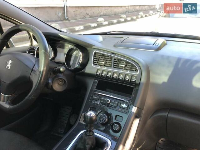 Пежо 3008 2011 в Стрые на Automoto.ua Белый Пежо 3008, объемом двигателя 1.56 л и пробегом 259 тыс. км за 8400 $, фото 8 на Automoto.ua
