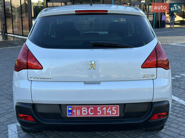 Білий Пежо 3008, об'ємом двигуна 1.6 л та пробігом 215 тис. км за 9600 $, фото 6 на Automoto.ua