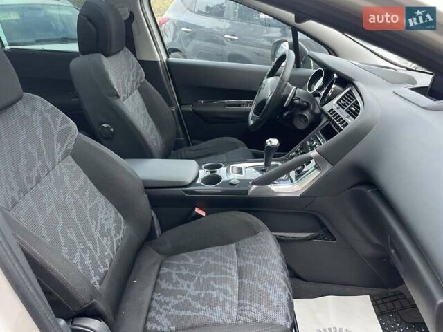 Пежо 3008 2011 в Сумах на Automoto.ua Белый Пежо 3008, объемом двигателя 1.6 л и пробегом 217 тыс. км за 10000 $, фото 59 на Automoto.ua