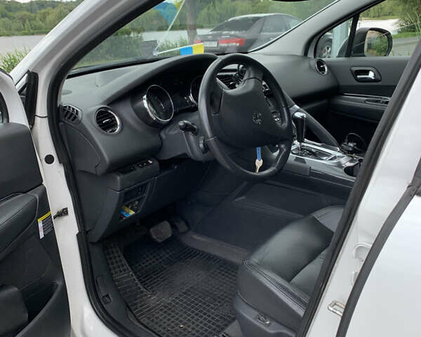 Білий Пежо 3008, об'ємом двигуна 1.6 л та пробігом 194 тис. км за 11000 $, фото 20 на Automoto.ua