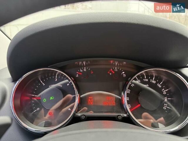 Белый Пежо 3008, объемом двигателя 1.56 л и пробегом 187 тыс. км за 9100 $, фото 11 на Automoto.ua