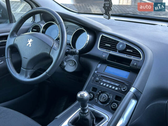 Білий Пежо 3008, об'ємом двигуна 1.6 л та пробігом 215 тис. км за 8950 $, фото 6 на Automoto.ua