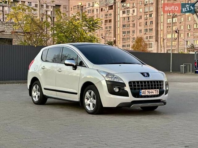 Белый Пежо 3008, объемом двигателя 1.56 л и пробегом 188 тыс. км за 8333 $, фото 8 на Automoto.ua
