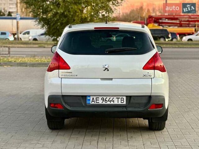 Белый Пежо 3008, объемом двигателя 1.56 л и пробегом 188 тыс. км за 8333 $, фото 4 на Automoto.ua