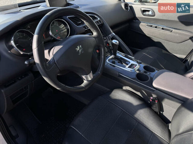 Белый Пежо 3008, объемом двигателя 2 л и пробегом 256 тыс. км за 10350 $, фото 11 на Automoto.ua