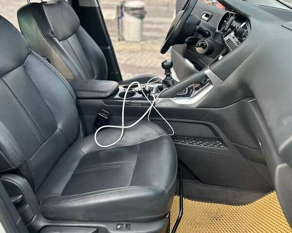Белый Пежо 3008, объемом двигателя 1.6 л и пробегом 191 тыс. км за 8200 $, фото 3 на Automoto.ua