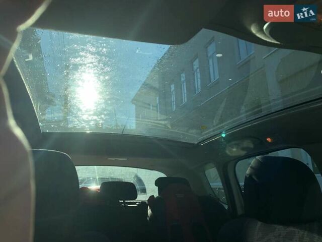 Пежо 3008 2011 в Стрые на Automoto.ua Белый Пежо 3008, объемом двигателя 1.56 л и пробегом 259 тыс. км за 8400 $, фото 7 на Automoto.ua