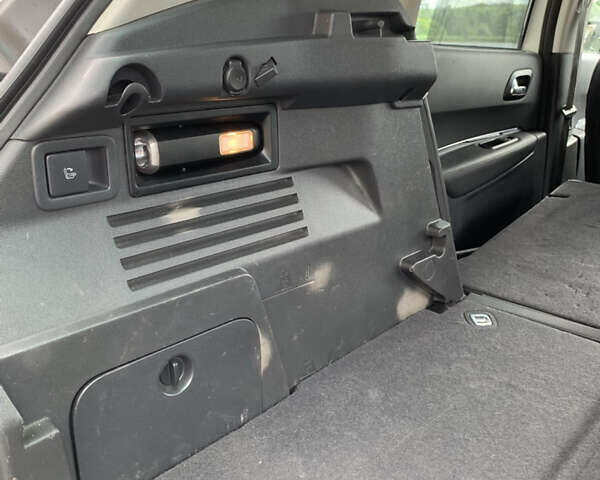 Білий Пежо 3008, об'ємом двигуна 1.6 л та пробігом 194 тис. км за 11000 $, фото 7 на Automoto.ua