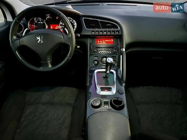 Белый Пежо 3008, объемом двигателя 1.56 л и пробегом 188 тыс. км за 8333 $, фото 19 на Automoto.ua