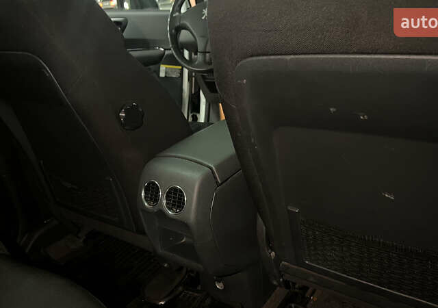 Пежо 3008 2011 в Киеве на Automoto.ua Белый Пежо 3008, объемом двигателя 1.56 л и пробегом 256 тыс. км за 8300 $, фото 14 на Automoto.ua