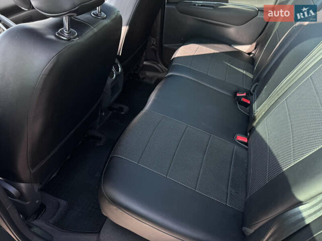 Белый Пежо 3008, объемом двигателя 2 л и пробегом 256 тыс. км за 10350 $, фото 13 на Automoto.ua