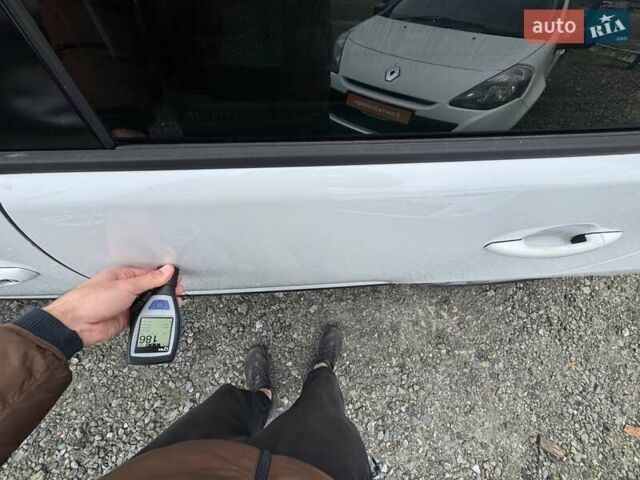 Пежо 3008 2011 в Сумах на Automoto.ua Белый Пежо 3008, объемом двигателя 1.6 л и пробегом 217 тыс. км за 10000 $, фото 91 на Automoto.ua